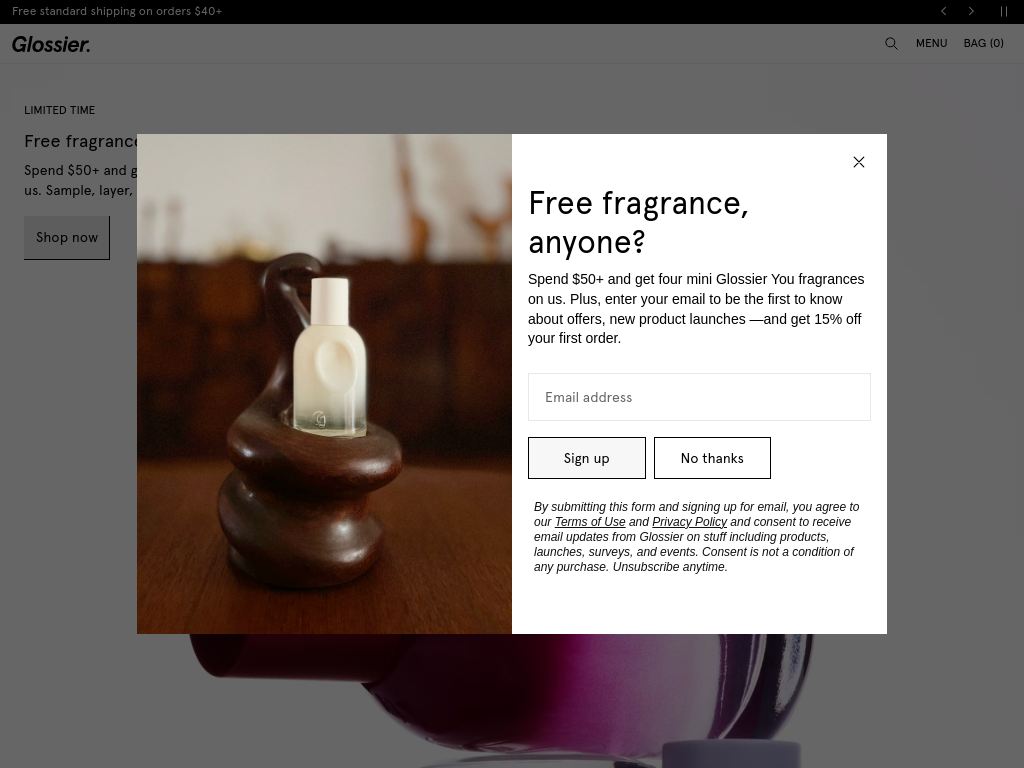 glossier.com 1024 पिक्सेल चौड़ाई पर